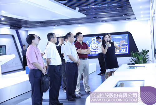 日韩人妻鲁交色情精品视频