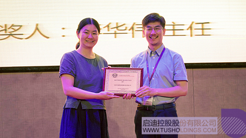 日韩人妻鲁交色情精品视频