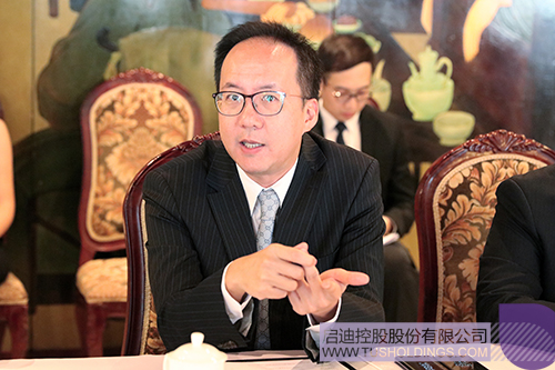 日韩人妻鲁交色情精品视频