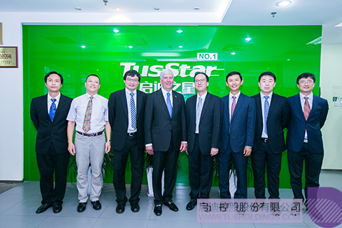 日韩人妻鲁交色情精品视频