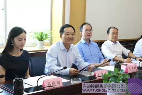 日韩人妻鲁交色情精品视频