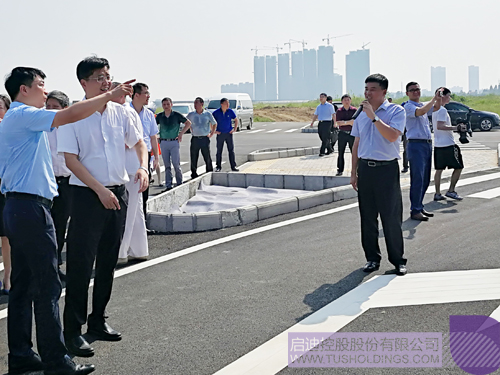 日韩人妻鲁交色情精品视频