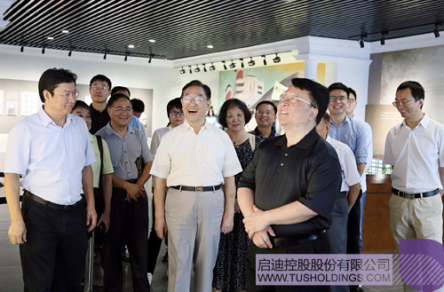 日韩人妻鲁交色情精品视频