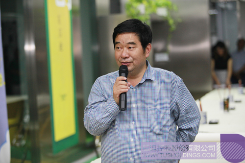 日韩人妻鲁交色情精品视频