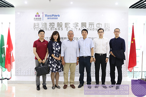 日韩人妻鲁交色情精品视频