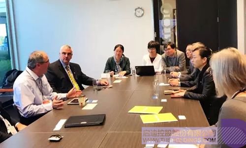 日韩人妻鲁交色情精品视频