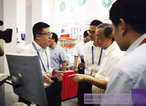 日韩人妻鲁交色情精品视频