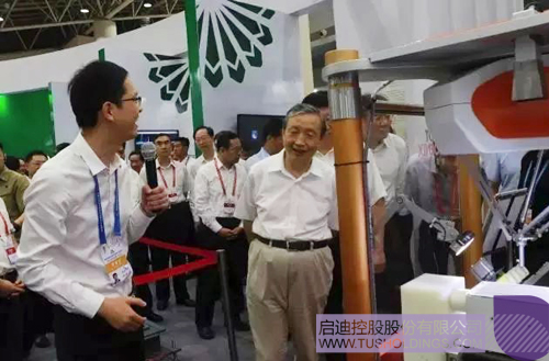 日韩人妻鲁交色情精品视频