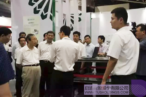 日韩人妻鲁交色情精品视频