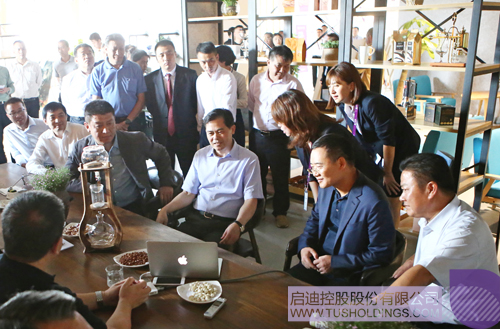 日韩人妻鲁交色情精品视频