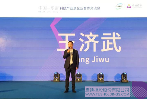 日韩人妻鲁交色情精品视频