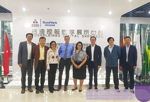 日韩人妻鲁交色情精品视频