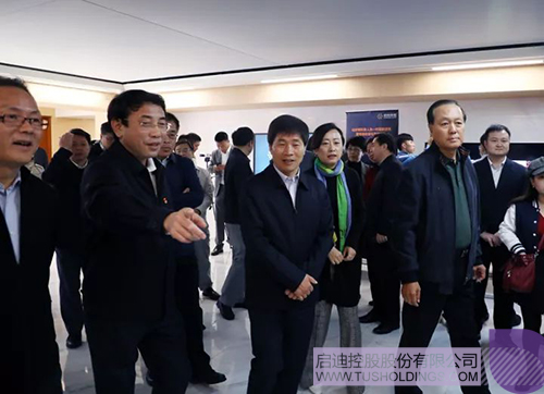 日韩人妻鲁交色情精品视频