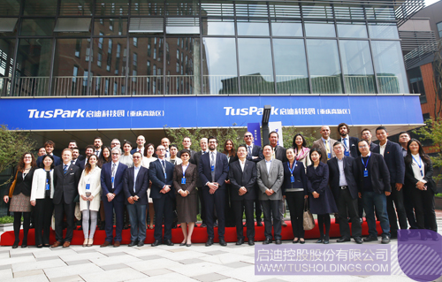 日韩人妻鲁交色情精品视频