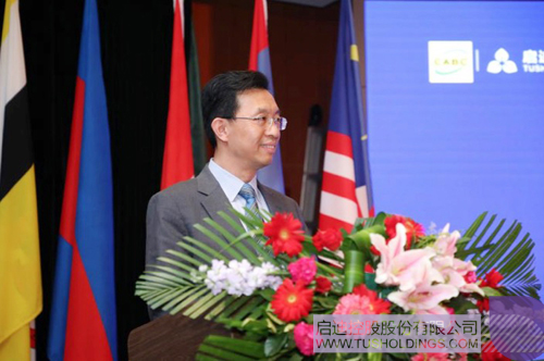 日韩人妻鲁交色情精品视频