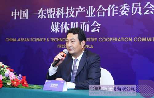 日韩人妻鲁交色情精品视频