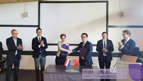 日韩人妻鲁交色情精品视频