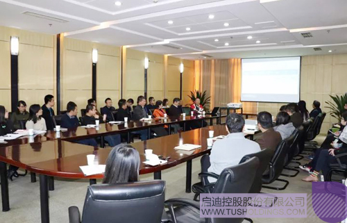 日韩人妻鲁交色情精品视频