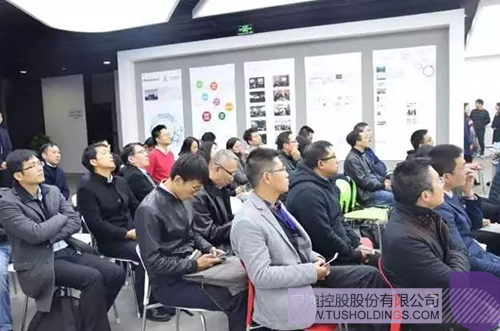 日韩人妻鲁交色情精品视频