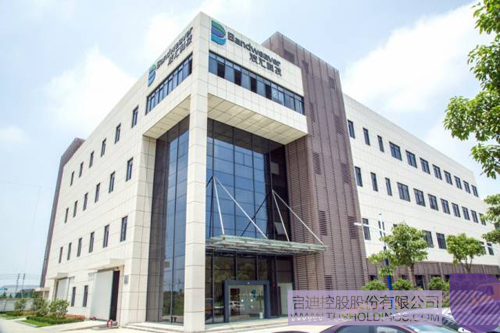 日韩人妻鲁交色情精品视频