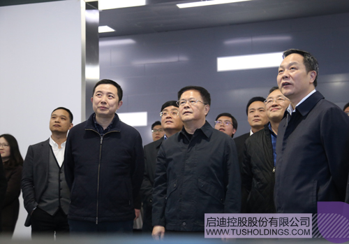 日韩人妻鲁交色情精品视频