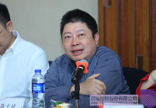 日韩人妻鲁交色情精品视频