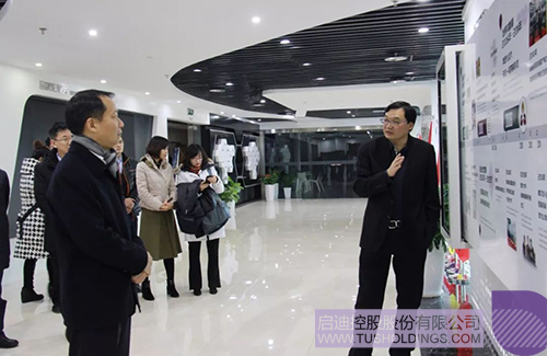 日韩人妻鲁交色情精品视频