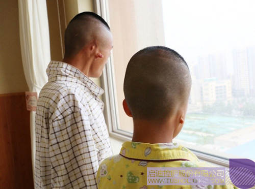 日韩人妻鲁交色情精品视频