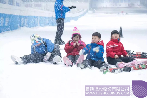 日韩人妻鲁交色情精品视频