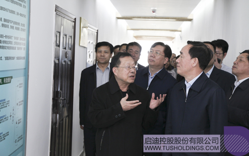 日韩人妻鲁交色情精品视频