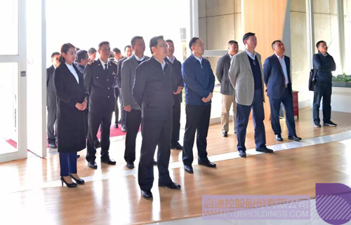 日韩人妻鲁交色情精品视频