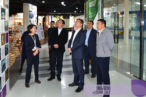 日韩人妻鲁交色情精品视频