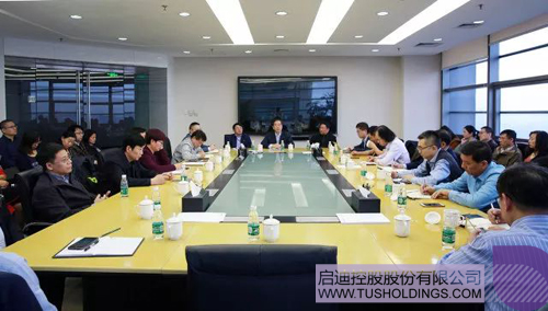 日韩人妻鲁交色情精品视频