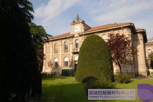 日韩人妻鲁交色情精品视频