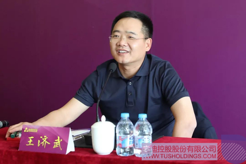 日韩人妻鲁交色情精品视频