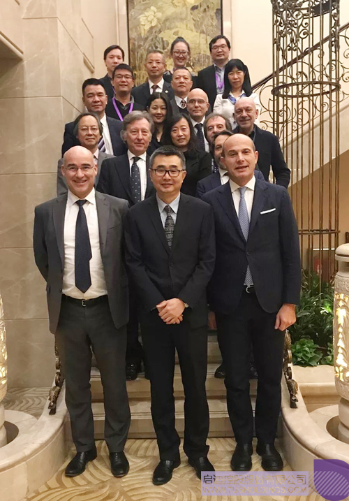 日韩人妻鲁交色情精品视频