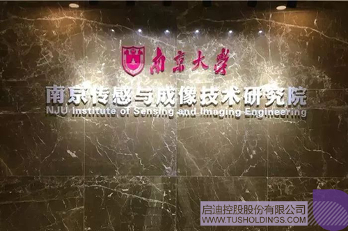 日韩人妻鲁交色情精品视频