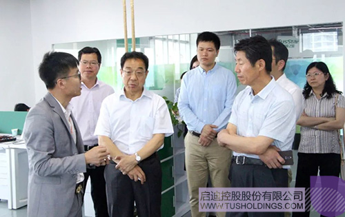 日韩人妻鲁交色情精品视频