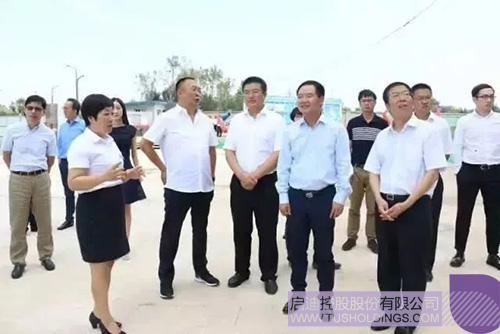 日韩人妻鲁交色情精品视频