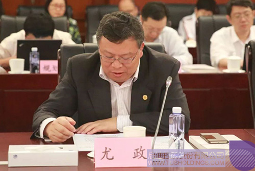 日韩人妻鲁交色情精品视频