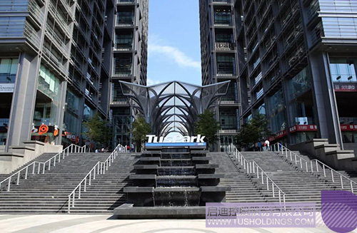 日韩人妻鲁交色情精品视频