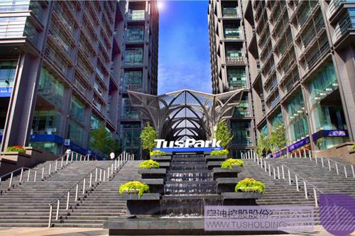 日韩人妻鲁交色情精品视频