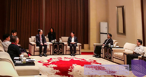 日韩人妻鲁交色情精品视频