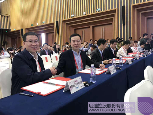 日韩人妻鲁交色情精品视频