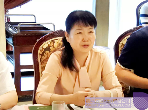 日韩人妻鲁交色情精品视频