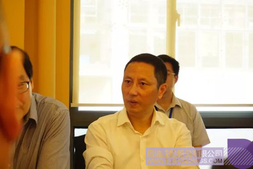 日韩人妻鲁交色情精品视频