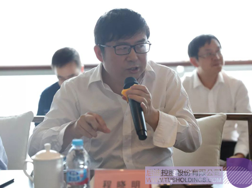 日韩人妻鲁交色情精品视频