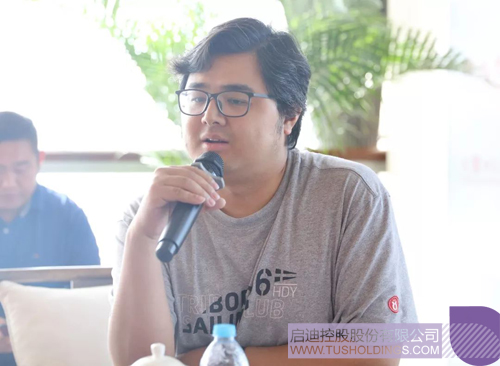 日韩人妻鲁交色情精品视频