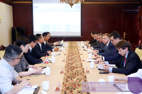 日韩人妻鲁交色情精品视频