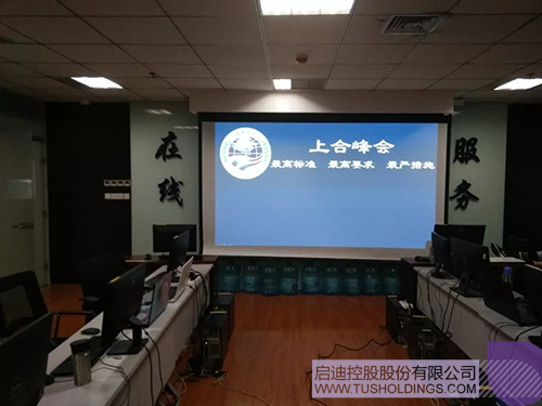 日韩人妻鲁交色情精品视频